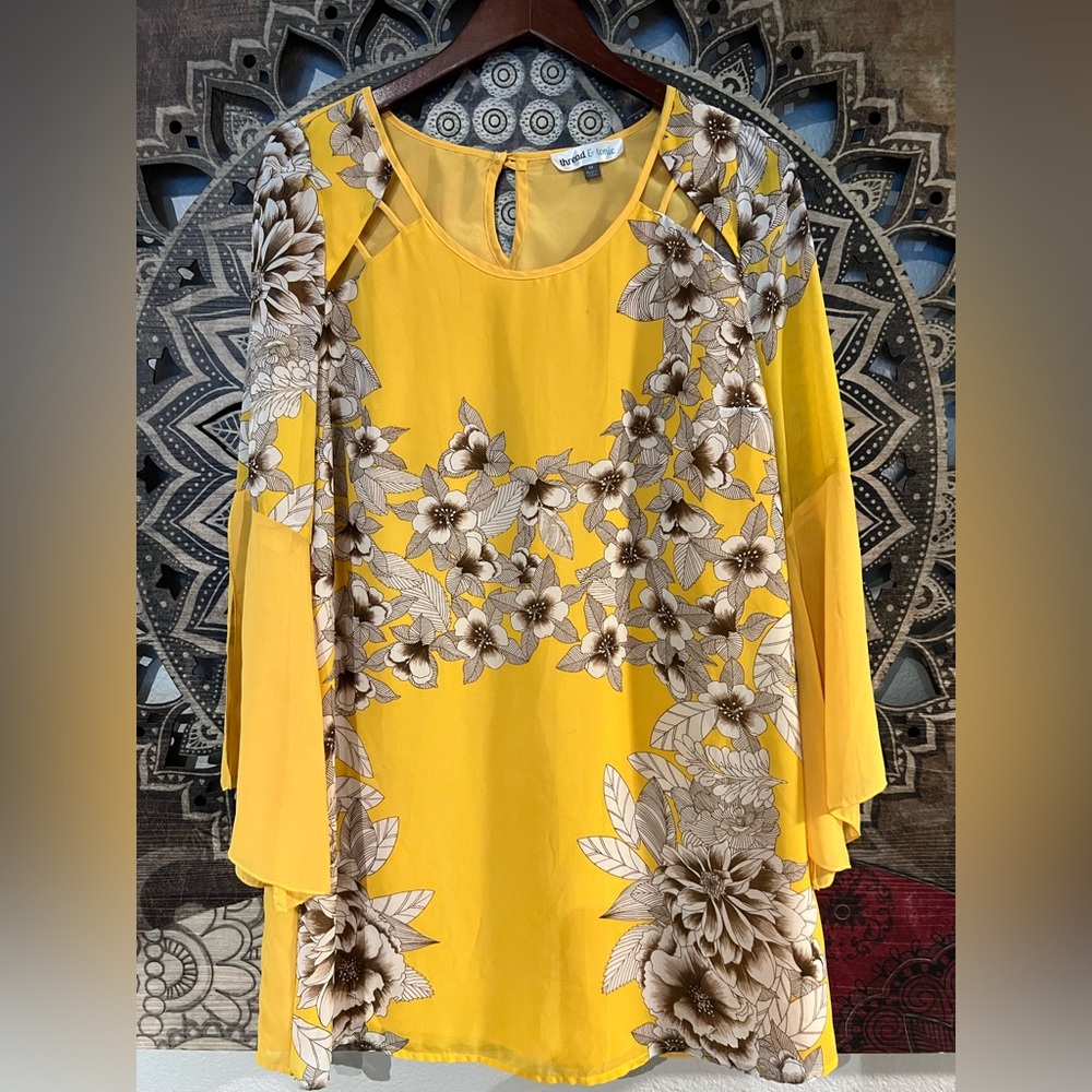 Tunic- Beautiful Overlaying
